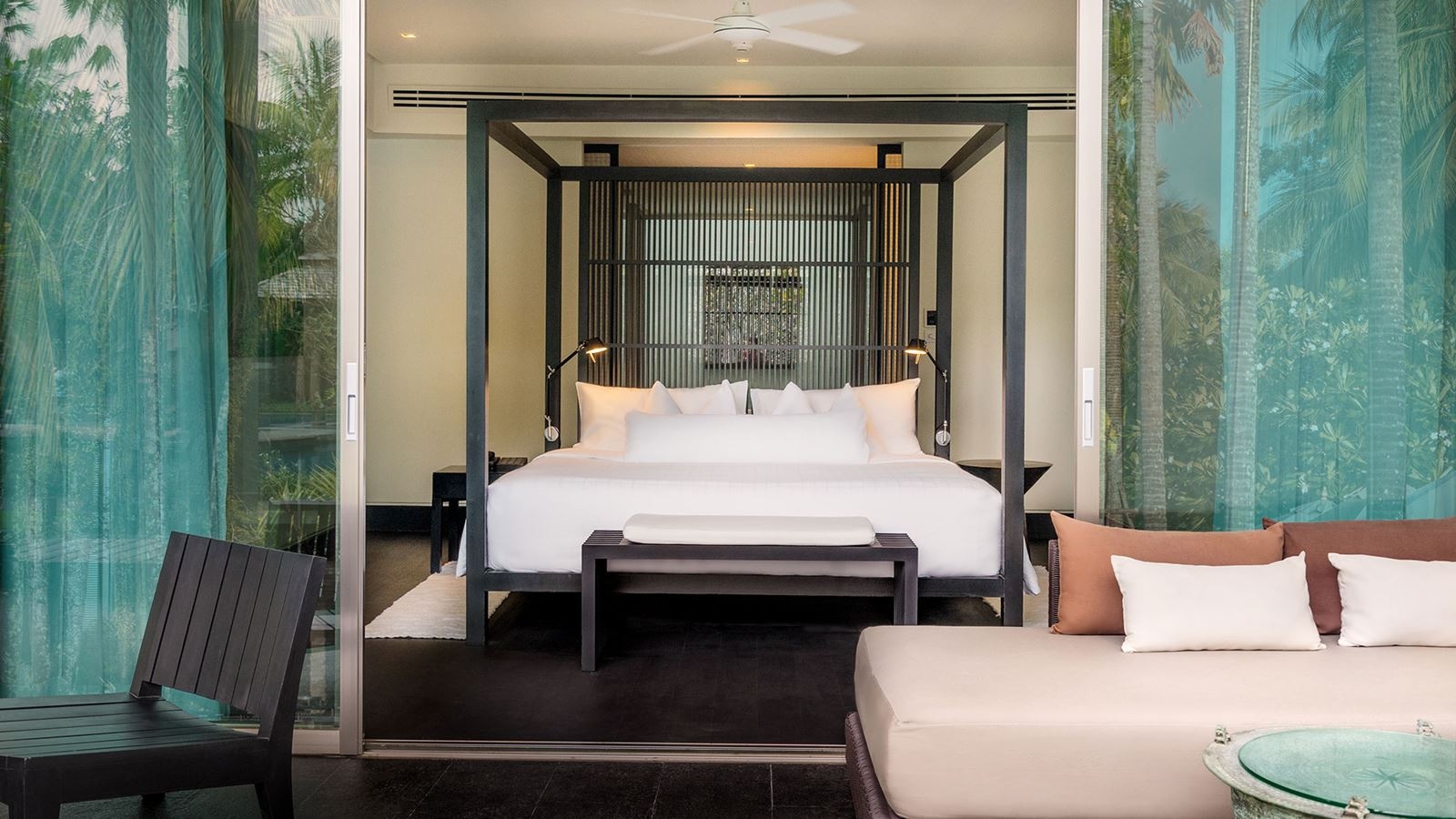 rooms-1-bedroom-palm-suite