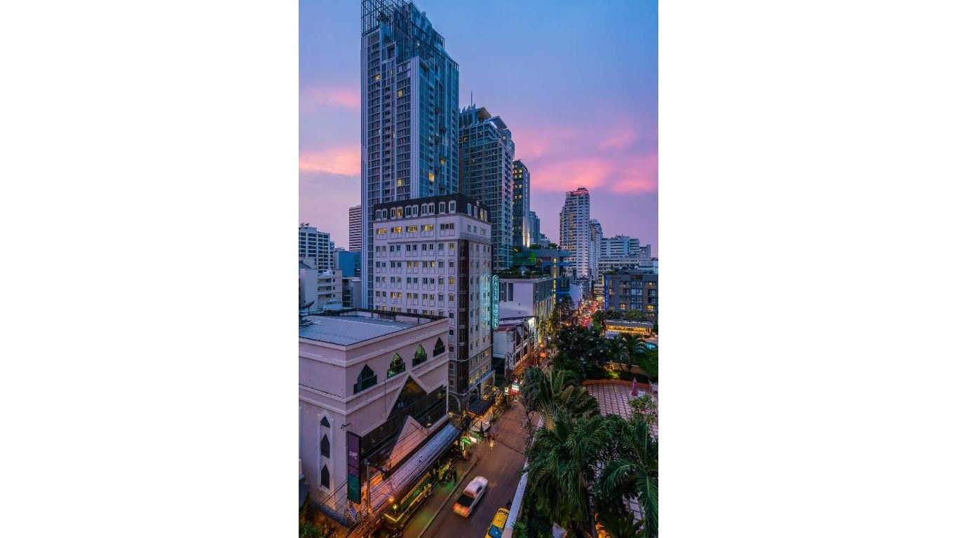 general-main-building