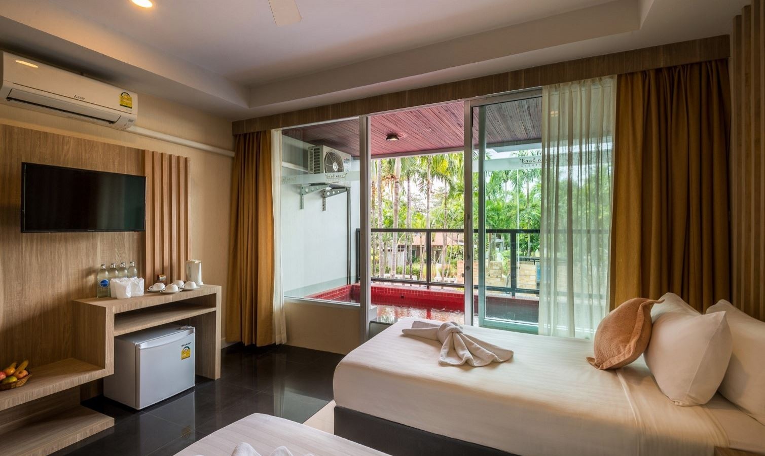 rooms-family-plunge-pool