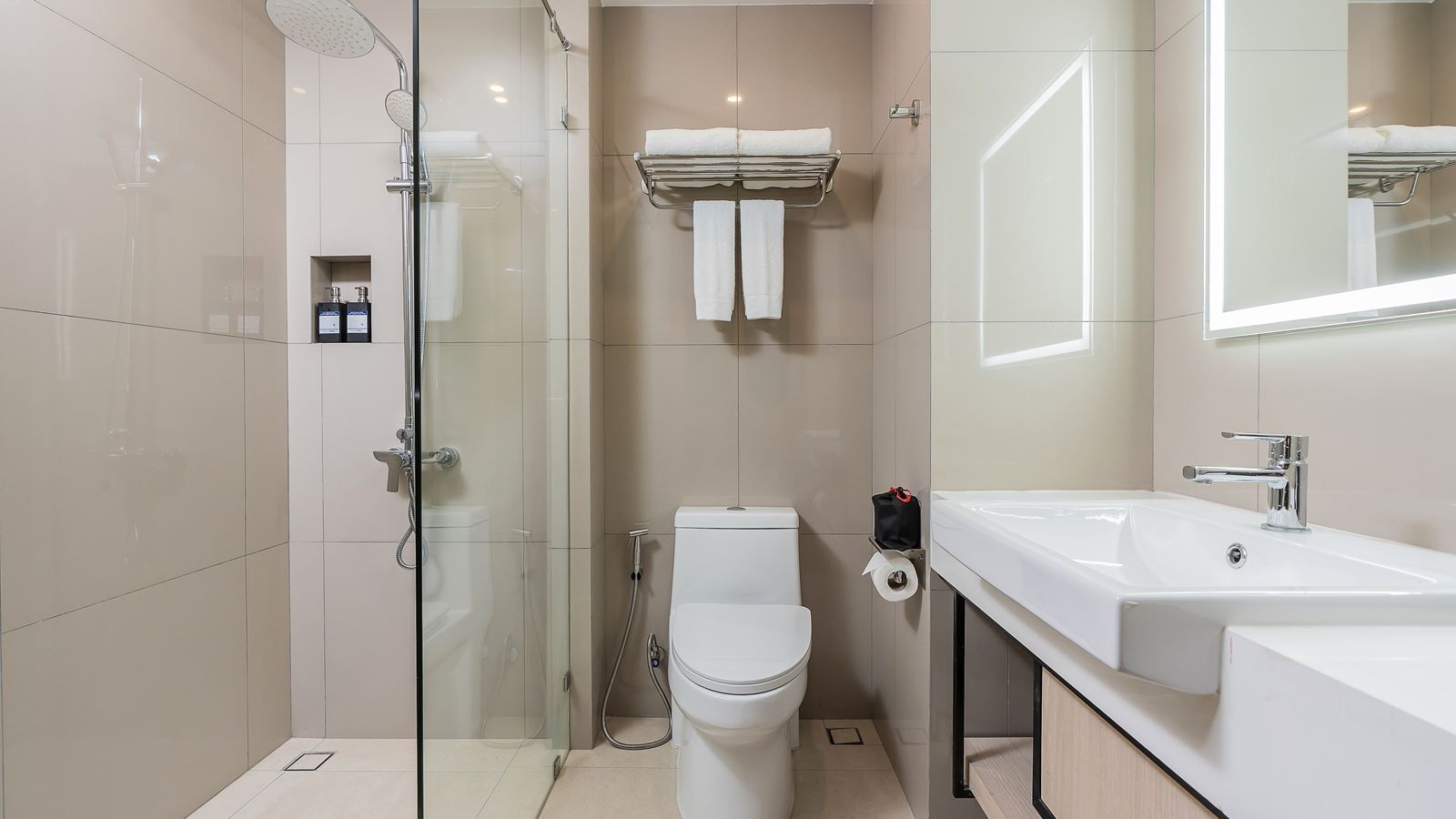 rooms-superior-twin-room