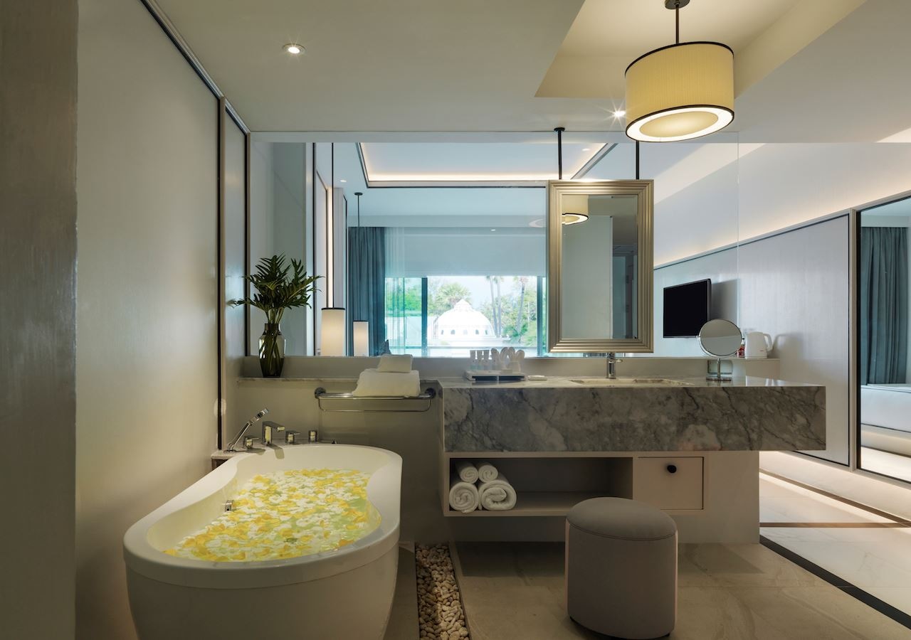 rooms-superior-pool-view