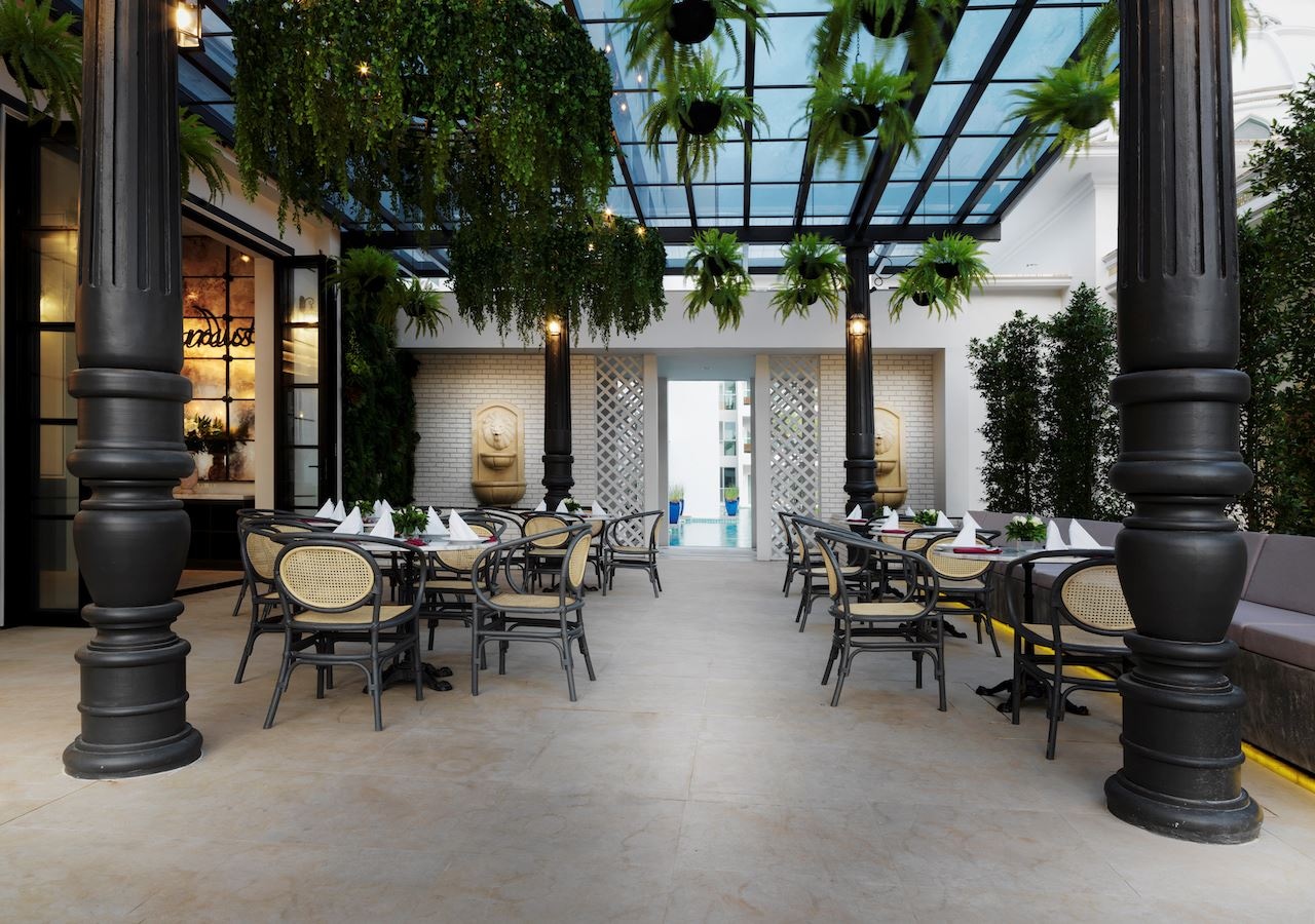 restaurants-stardust-restaurant