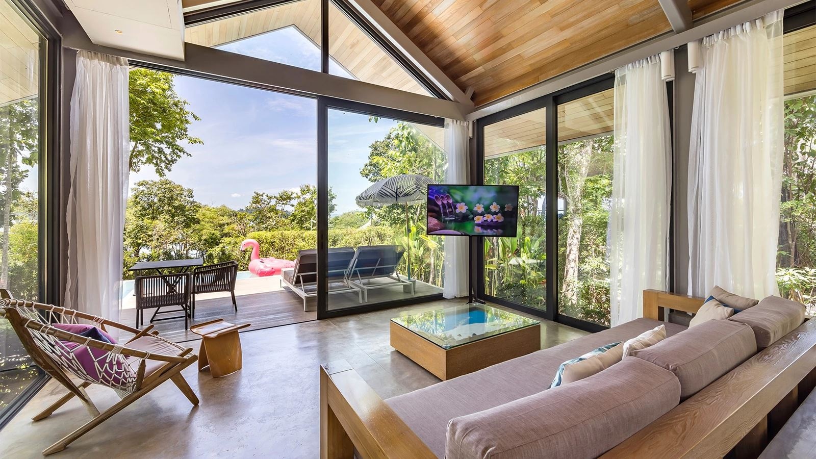 rooms-onebedroom-pool-villa