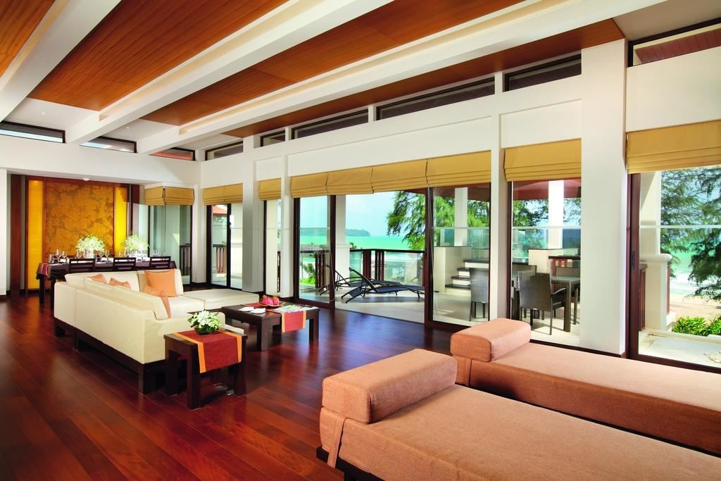 rooms-royal-seaview-jacuzzi-penthouse-3-bedroom