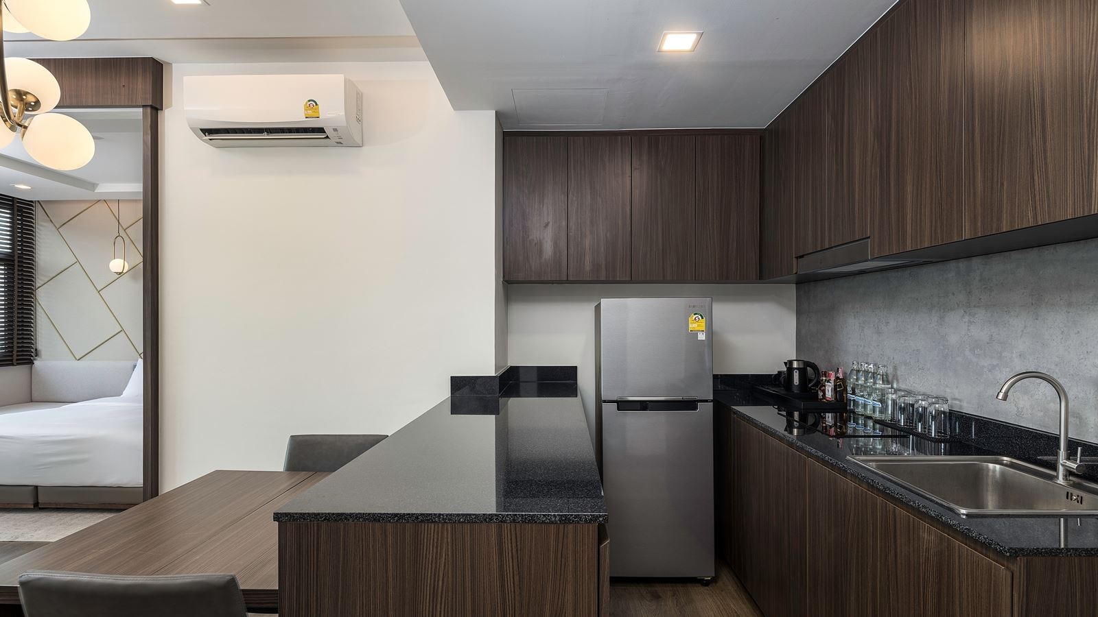 rooms-2bedroom-suite