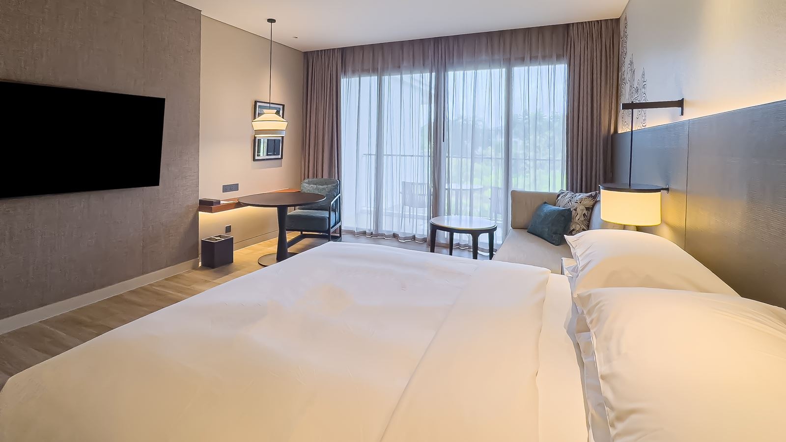 rooms-deluxe-garden-view