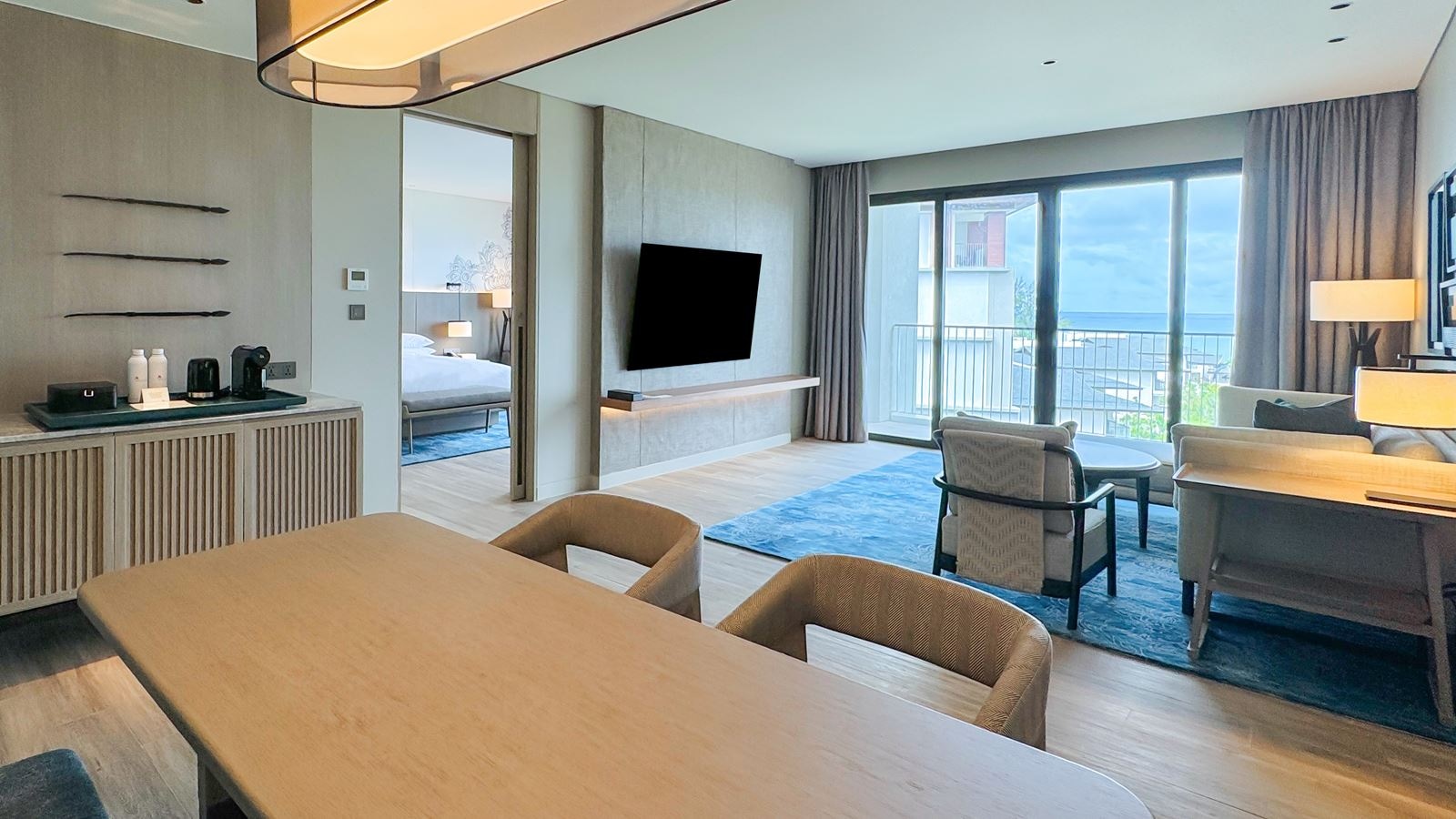 rooms-deluxe-ocean-view