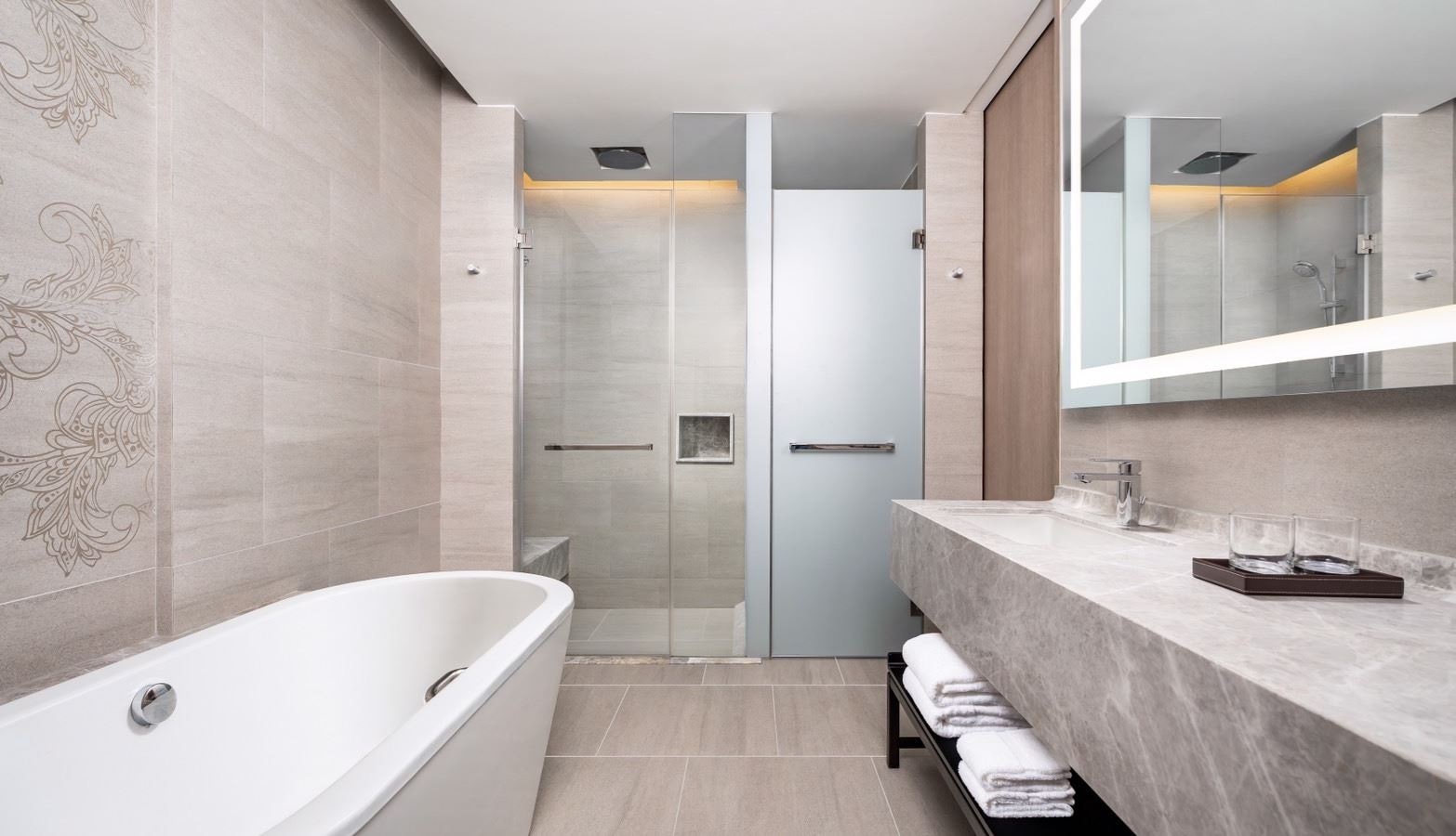 rooms-deluxe-pool-access