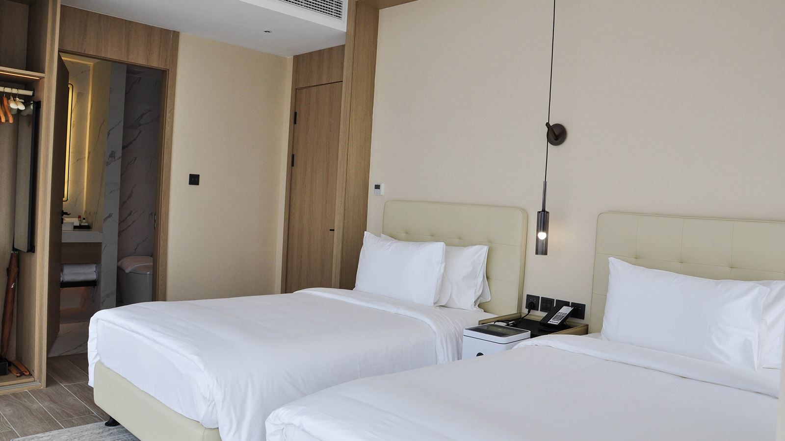 rooms-two-bedroom-suite