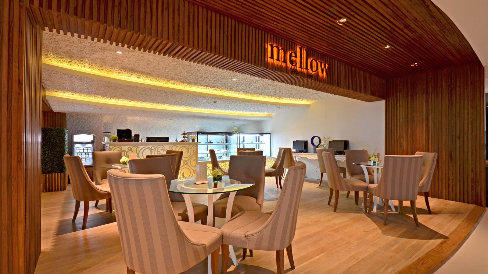 restaurants-mellow-cafe