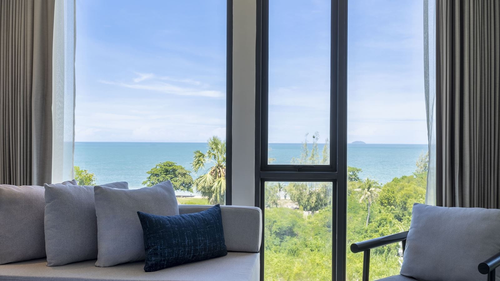 rooms-superior-ocean-view