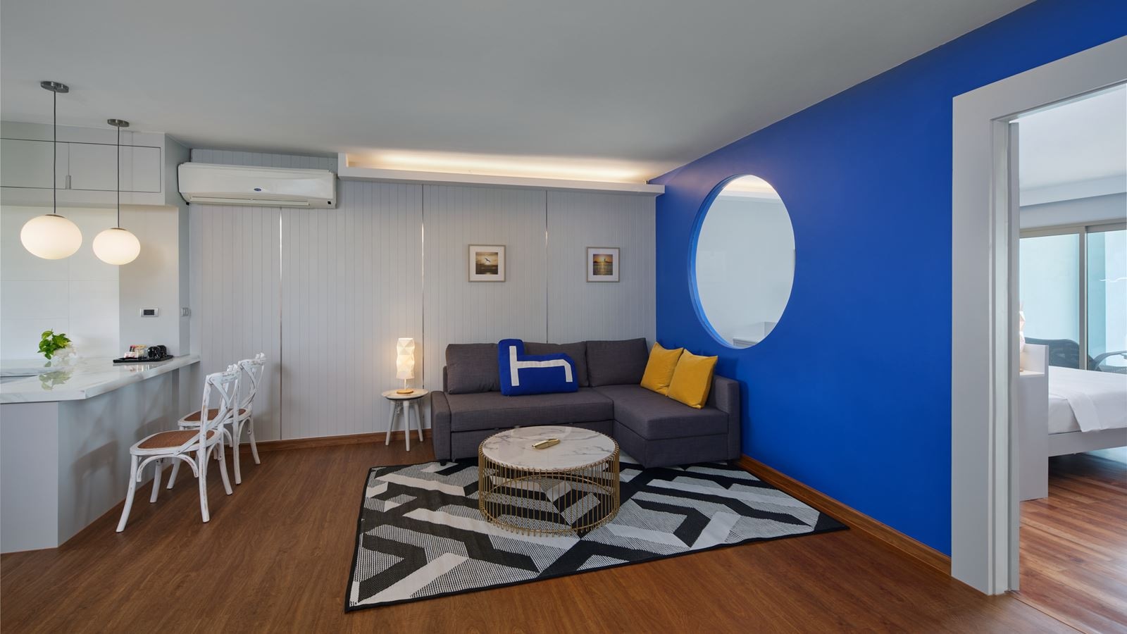 rooms-one-bedroom-superior-suite-sea-view