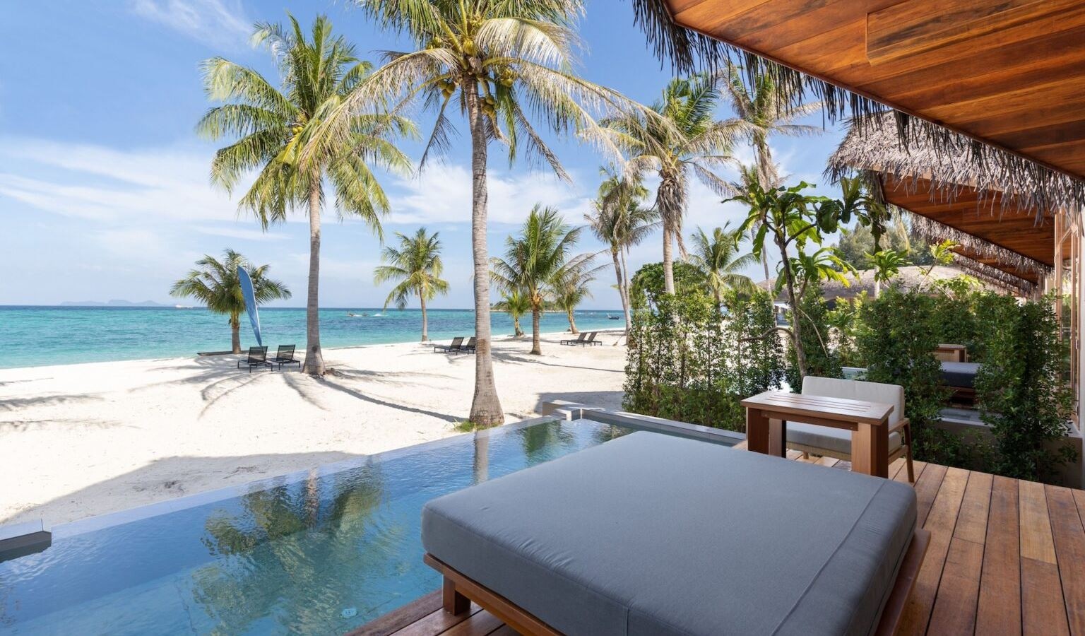 rooms-sand-beachfront-pool-villa