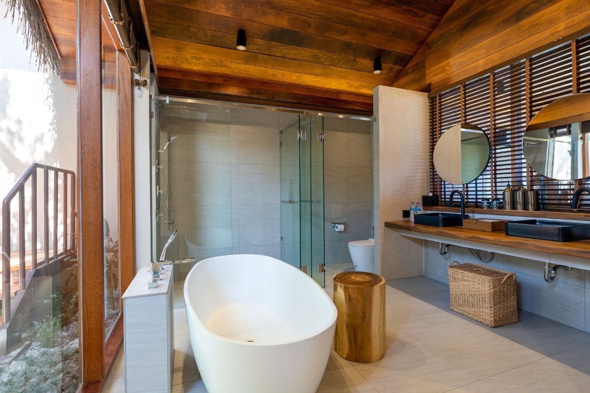 rooms-sun-beachfront-pool-villa