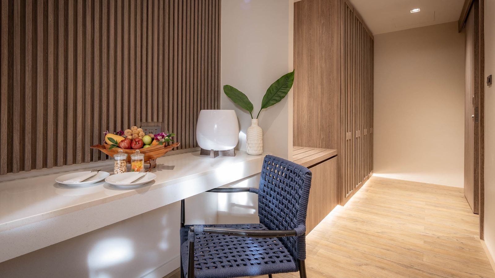 rooms-adjoining-king-rooms-with-plunge-pool