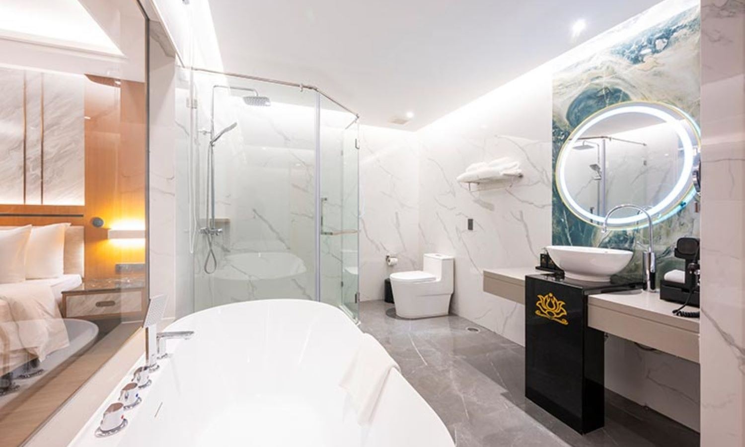 rooms-family-suite-garden-view