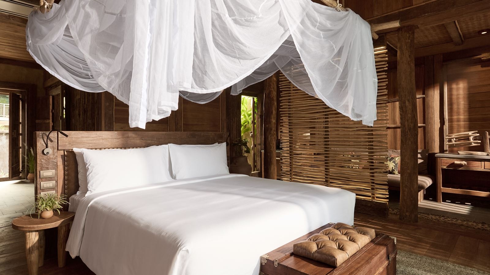 rooms-one-bedroom-suite-pool-villa-seaview