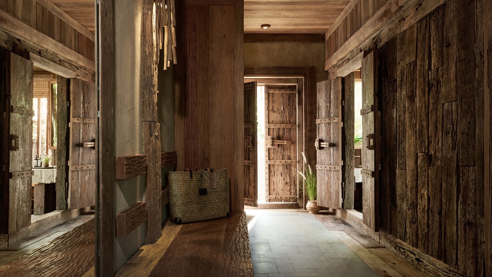 rooms-one-bedroom-suite-pool-villa-seaview