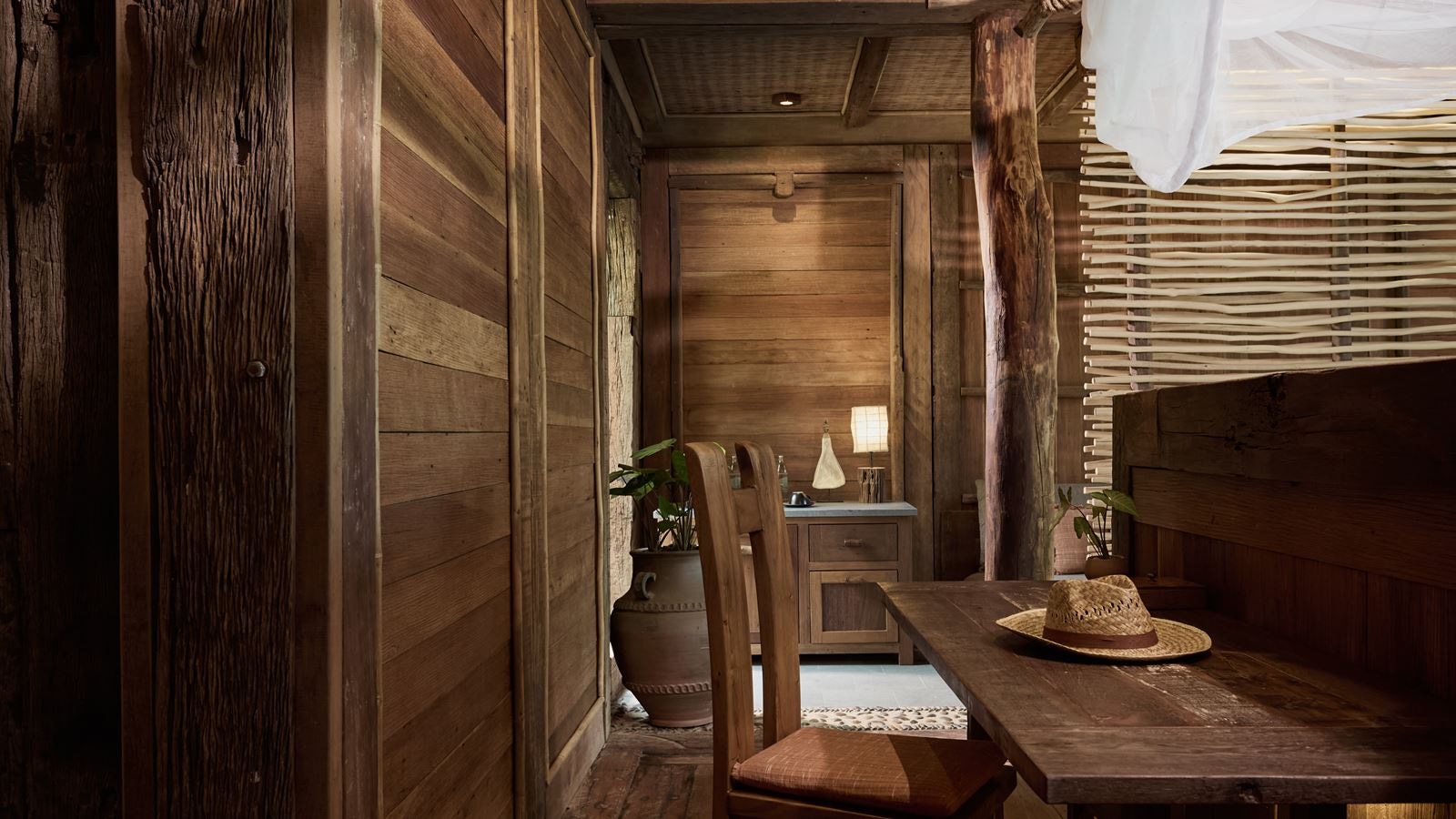 rooms-one-bedroom-suite-pool-villa-seaview