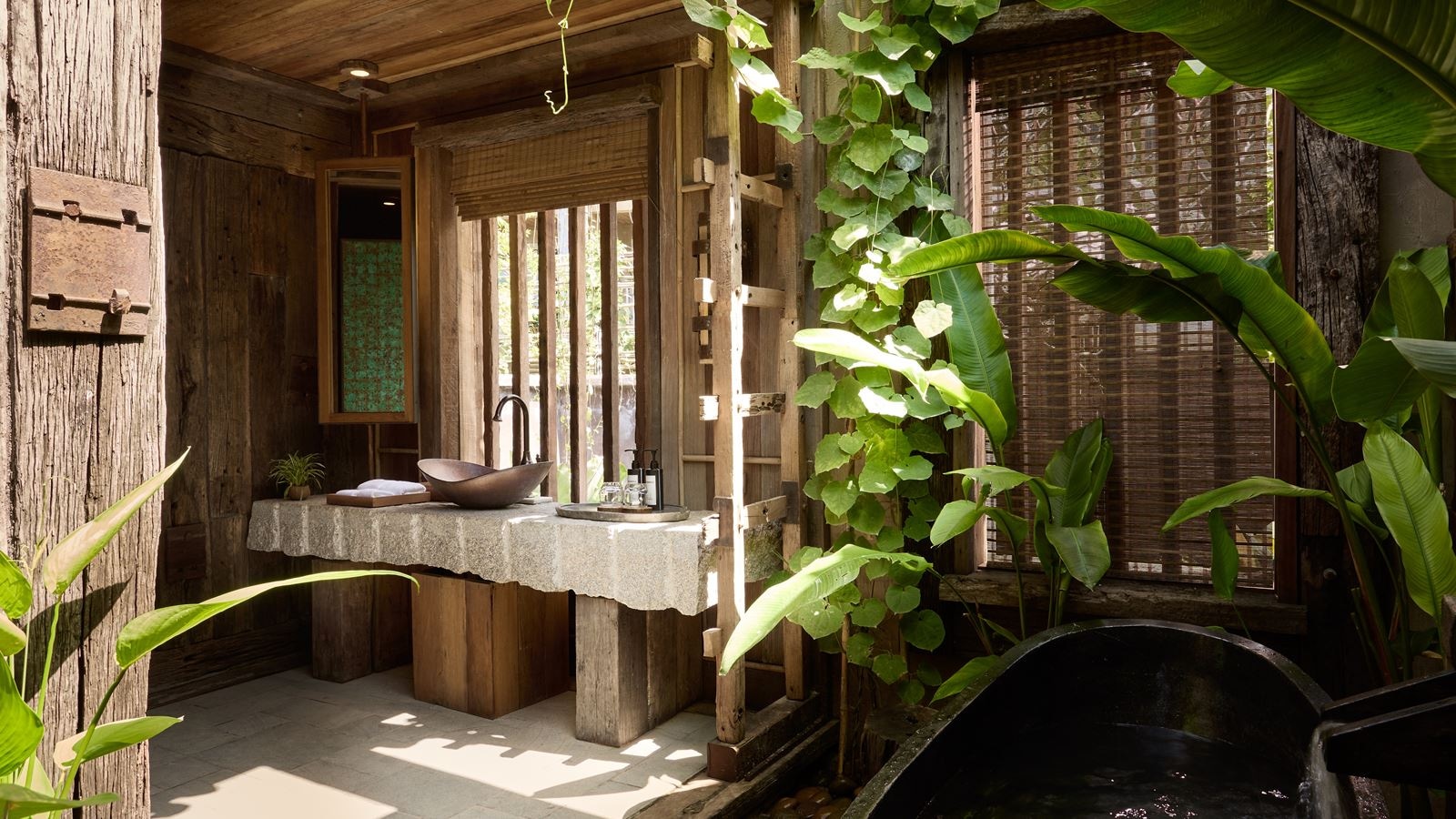 rooms-one-bedroom-suite-pool-villa-seaview