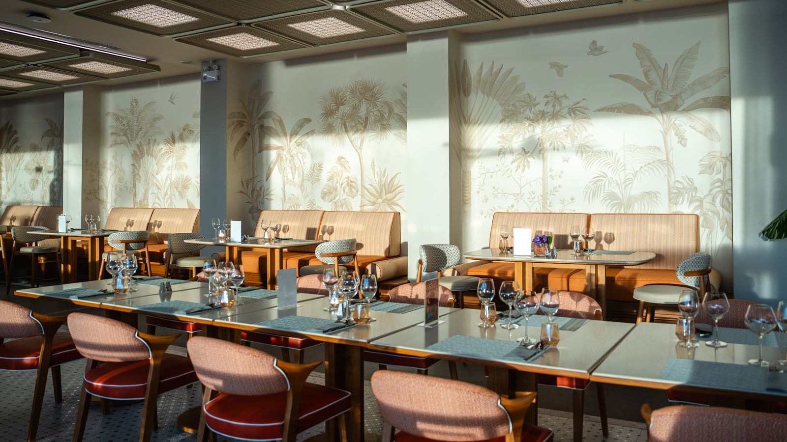 restaurants-the-parlour