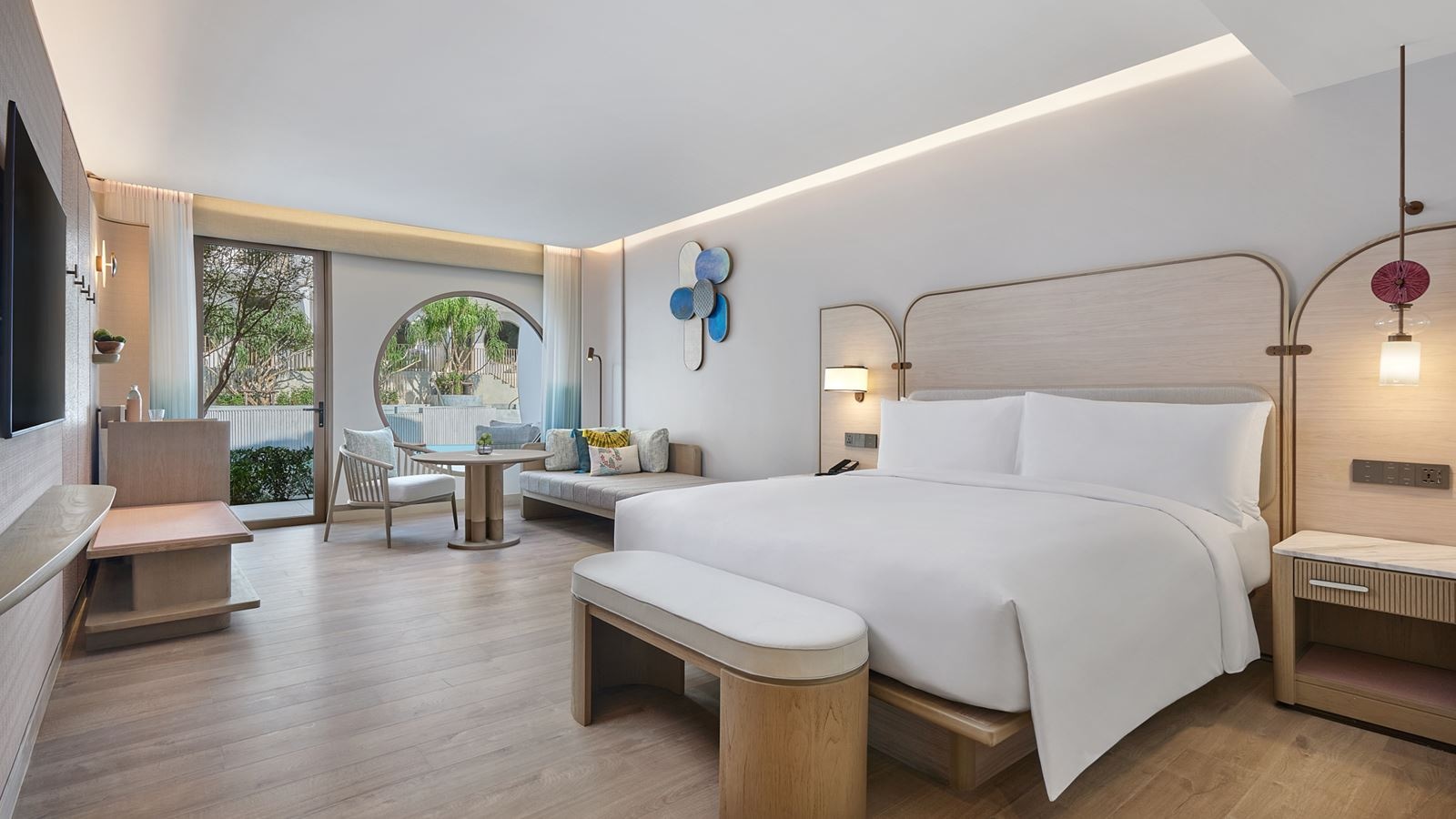 rooms-deluxe-pool-access