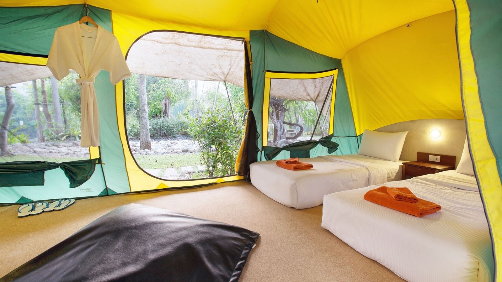 rooms-tent-river-view