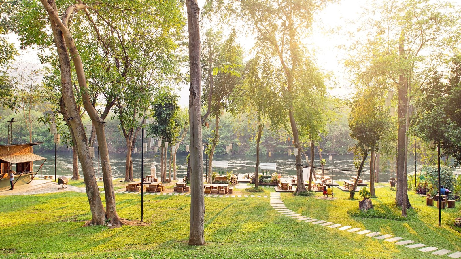 restaurants-river-romance