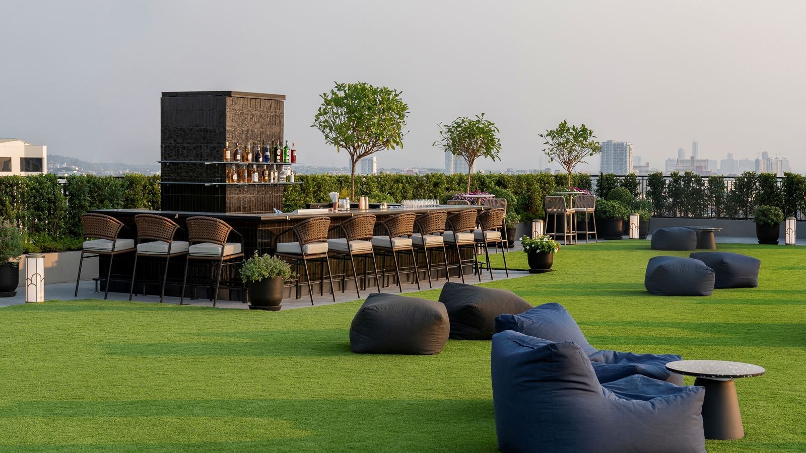 restaurants-yitong-chinese-restaurant--sky-bar