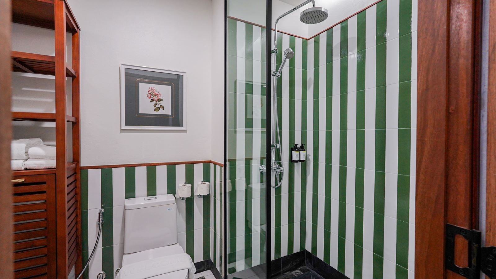 rooms-superior-plunge-pool-with-jacuzzi