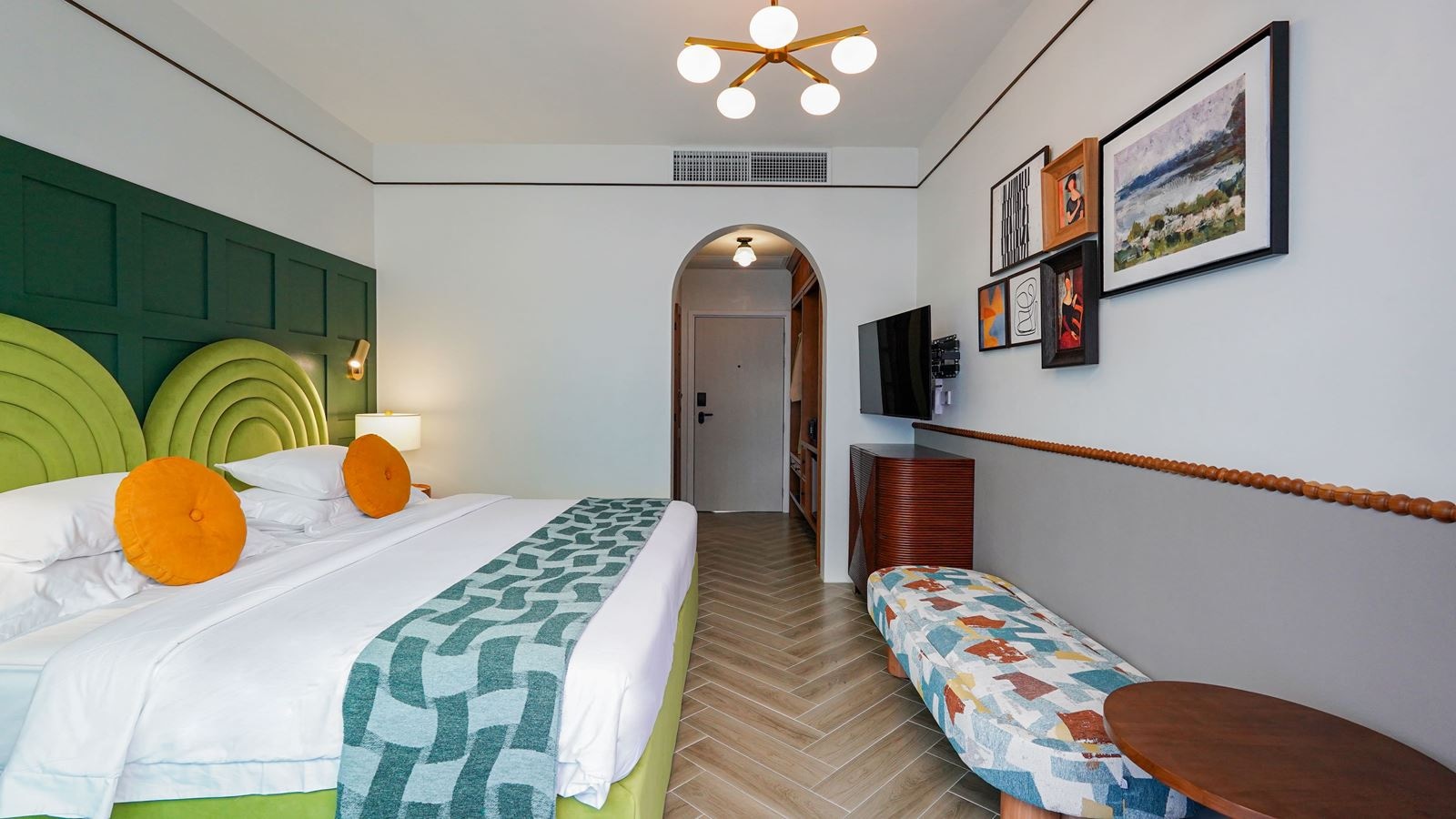 rooms-superior-plunge-pool-with-jacuzzi