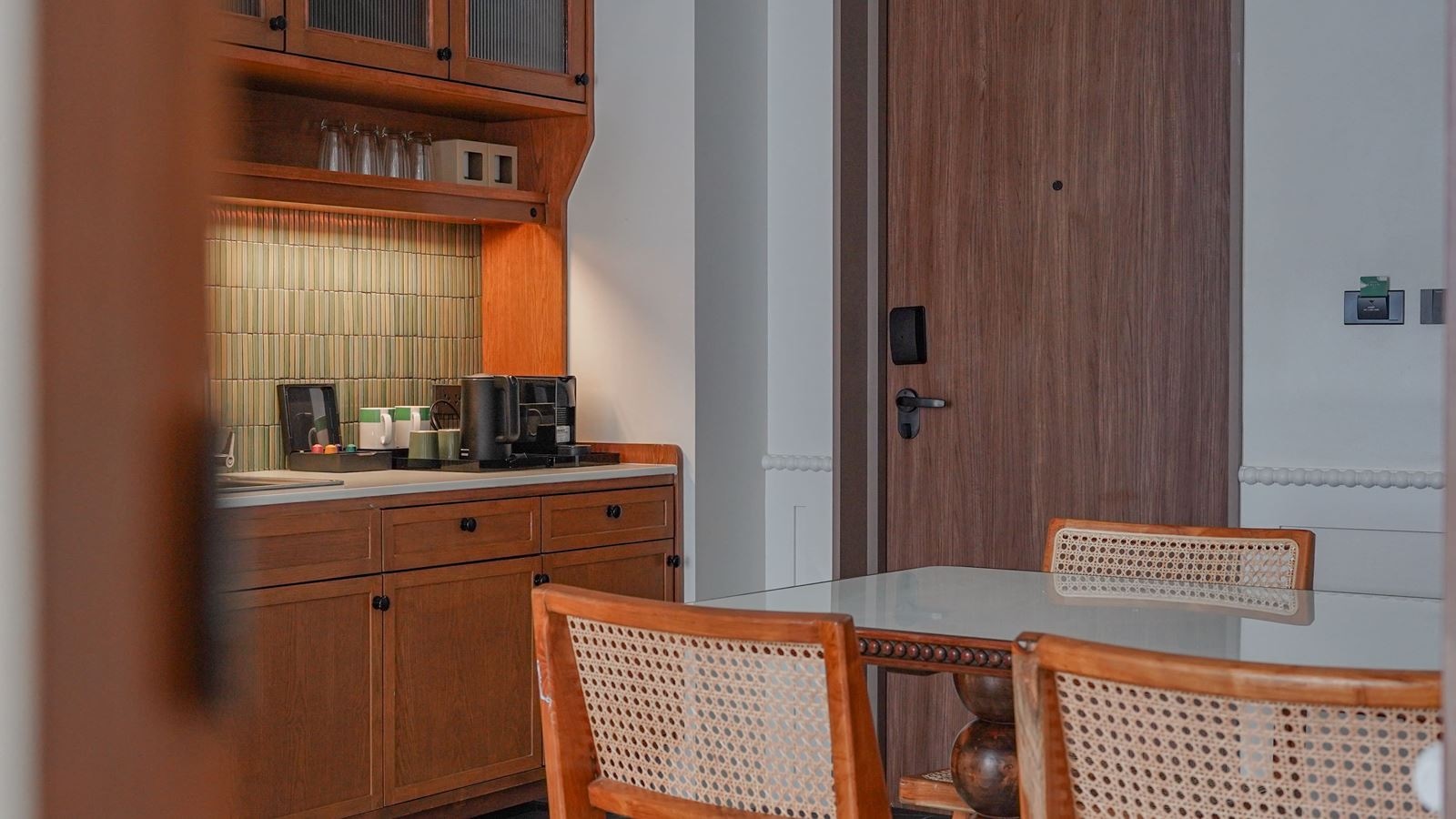 rooms-twobedroom-lagoon-suite-villa