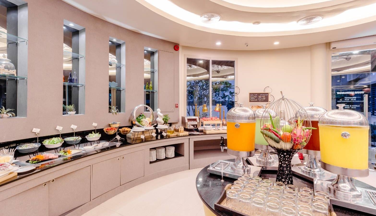 restaurants-yanas-restaurant