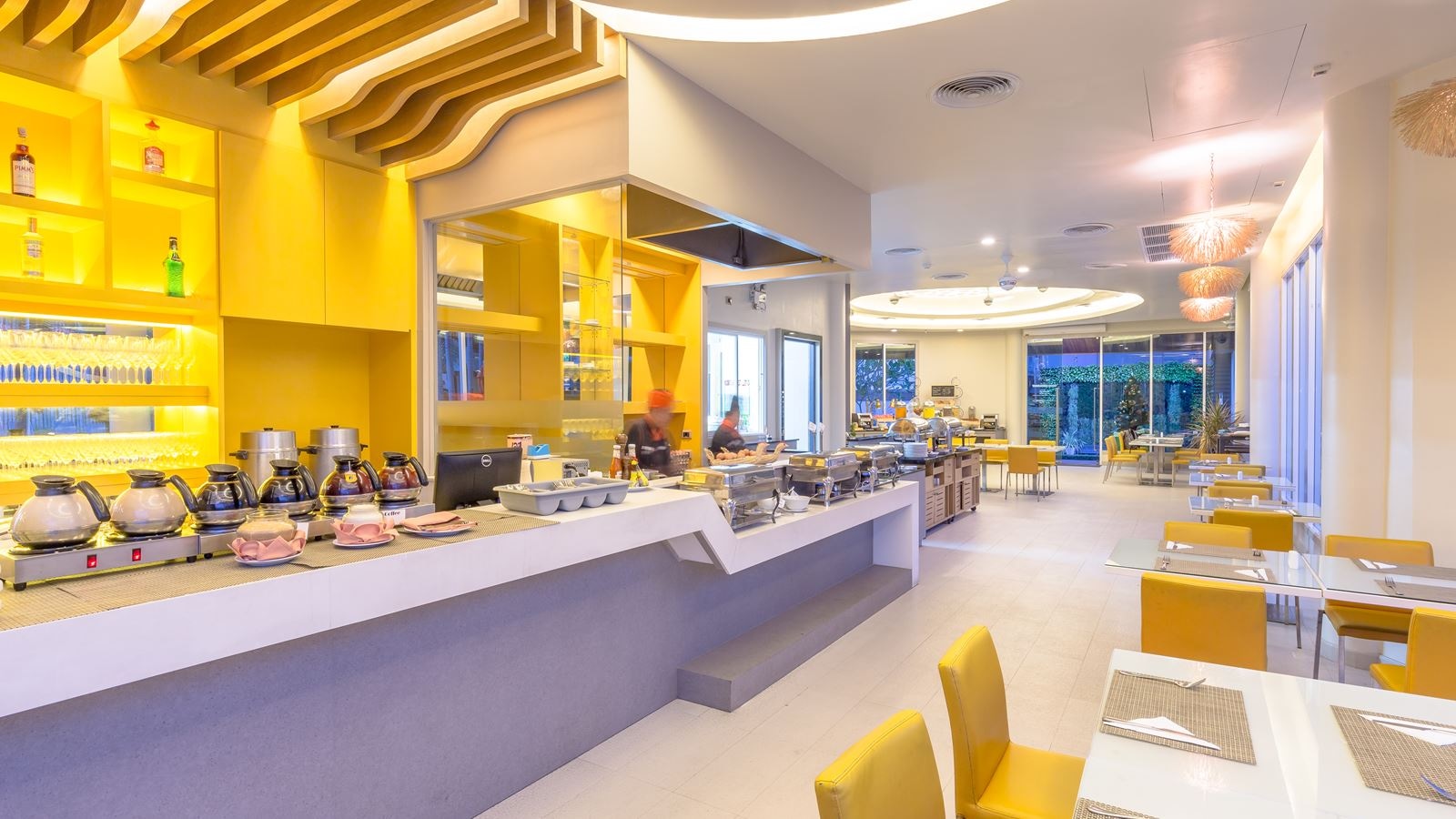 restaurants-yanas-restaurant