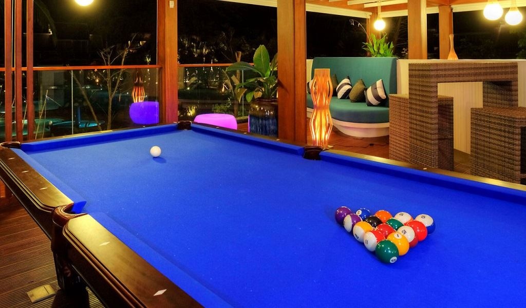 restaurants-firefly-lounge