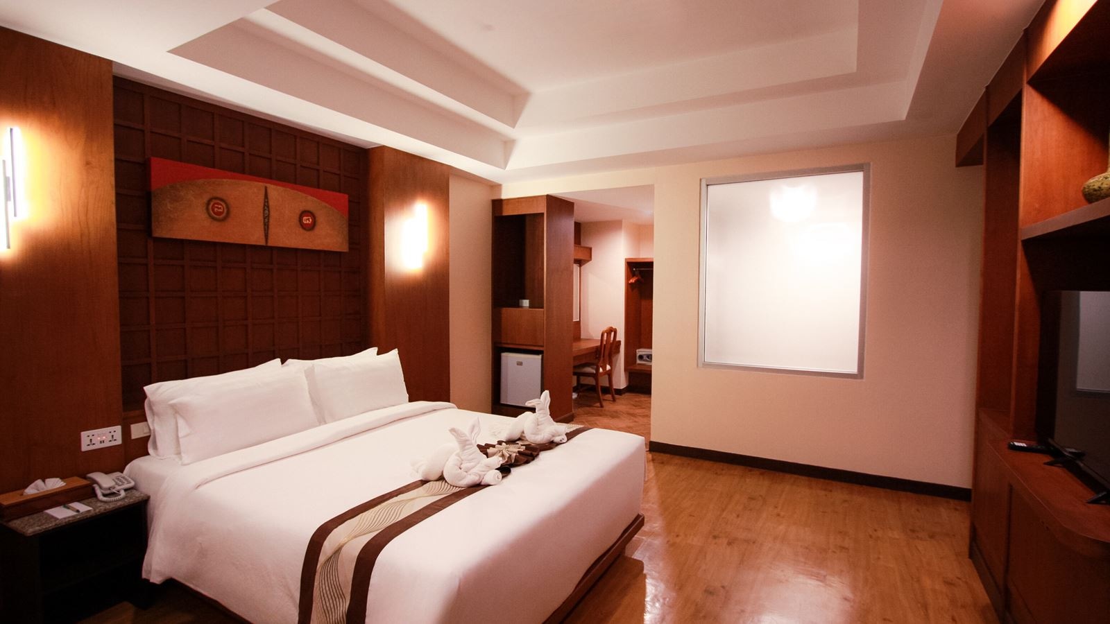 rooms-executive-suite-room