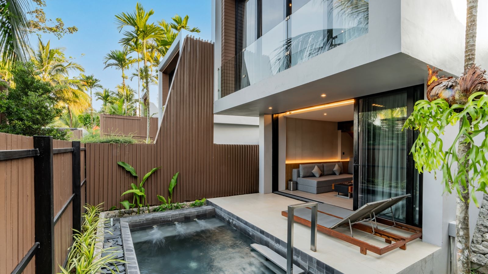 rooms-duplex-grand-pool-villa