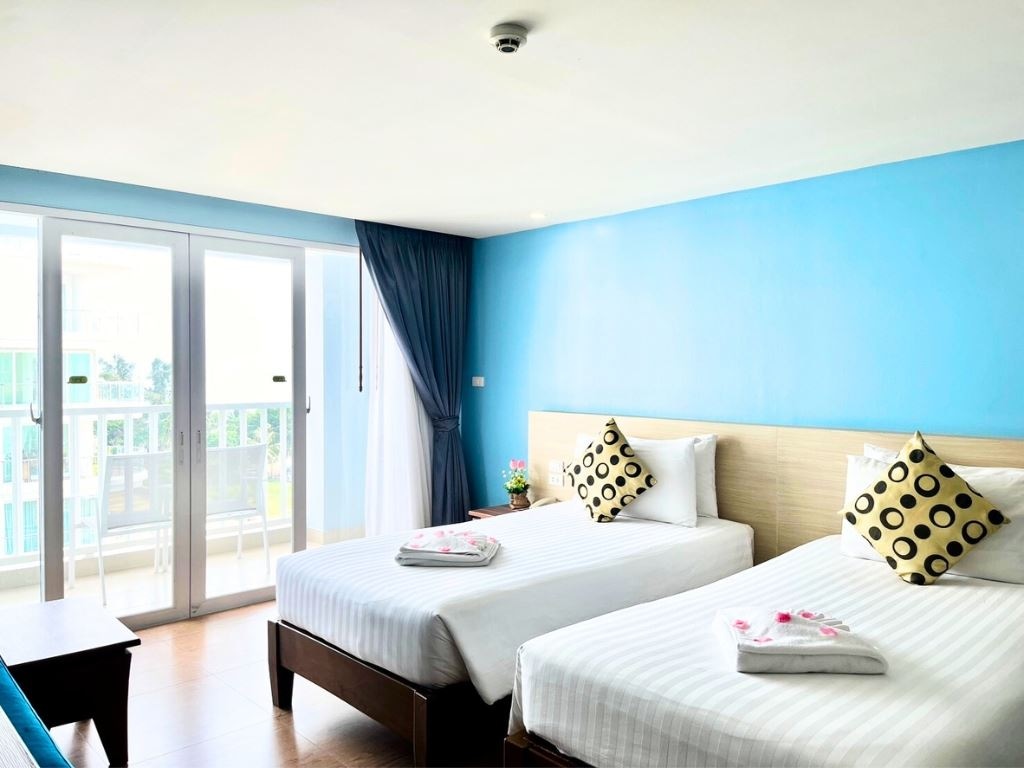 rooms-deluxe-sea-view