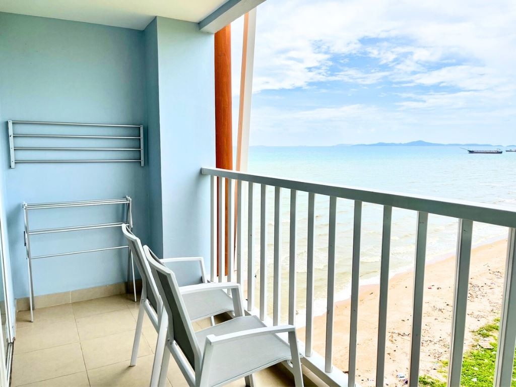 rooms-deluxe-sea-view