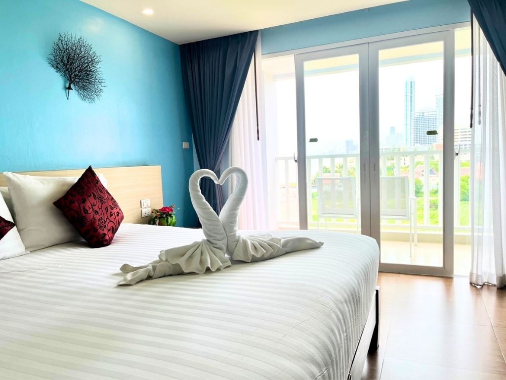 rooms-deluxe-sea-view