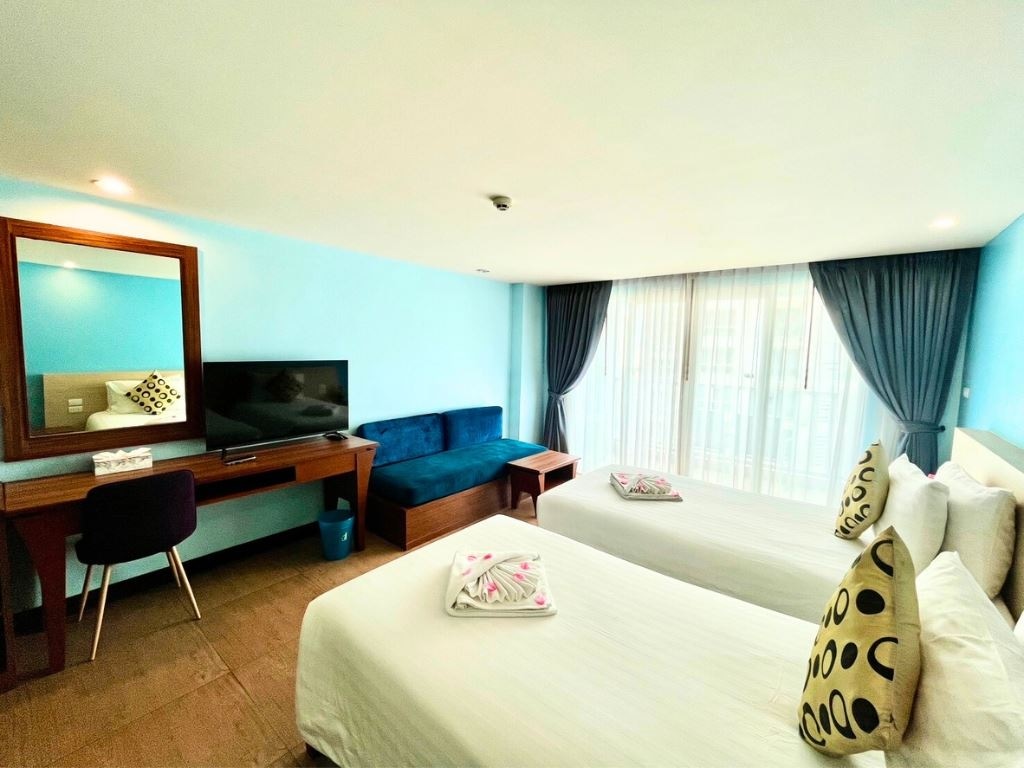 rooms-deluxe-sea-view