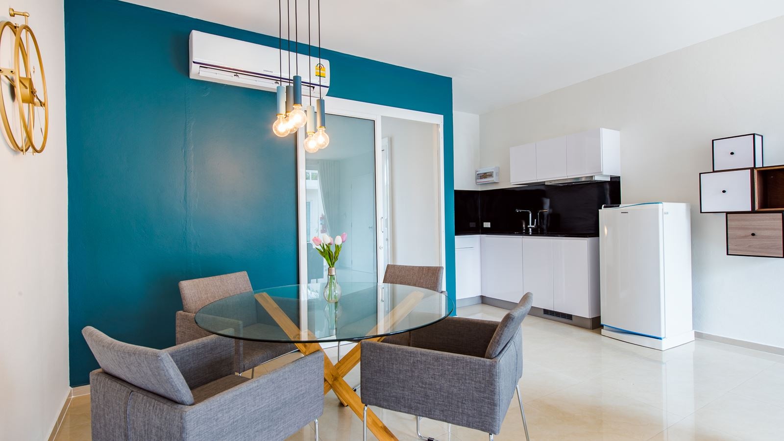 rooms-premium-1-bedroom-pool-suite-with-terrace