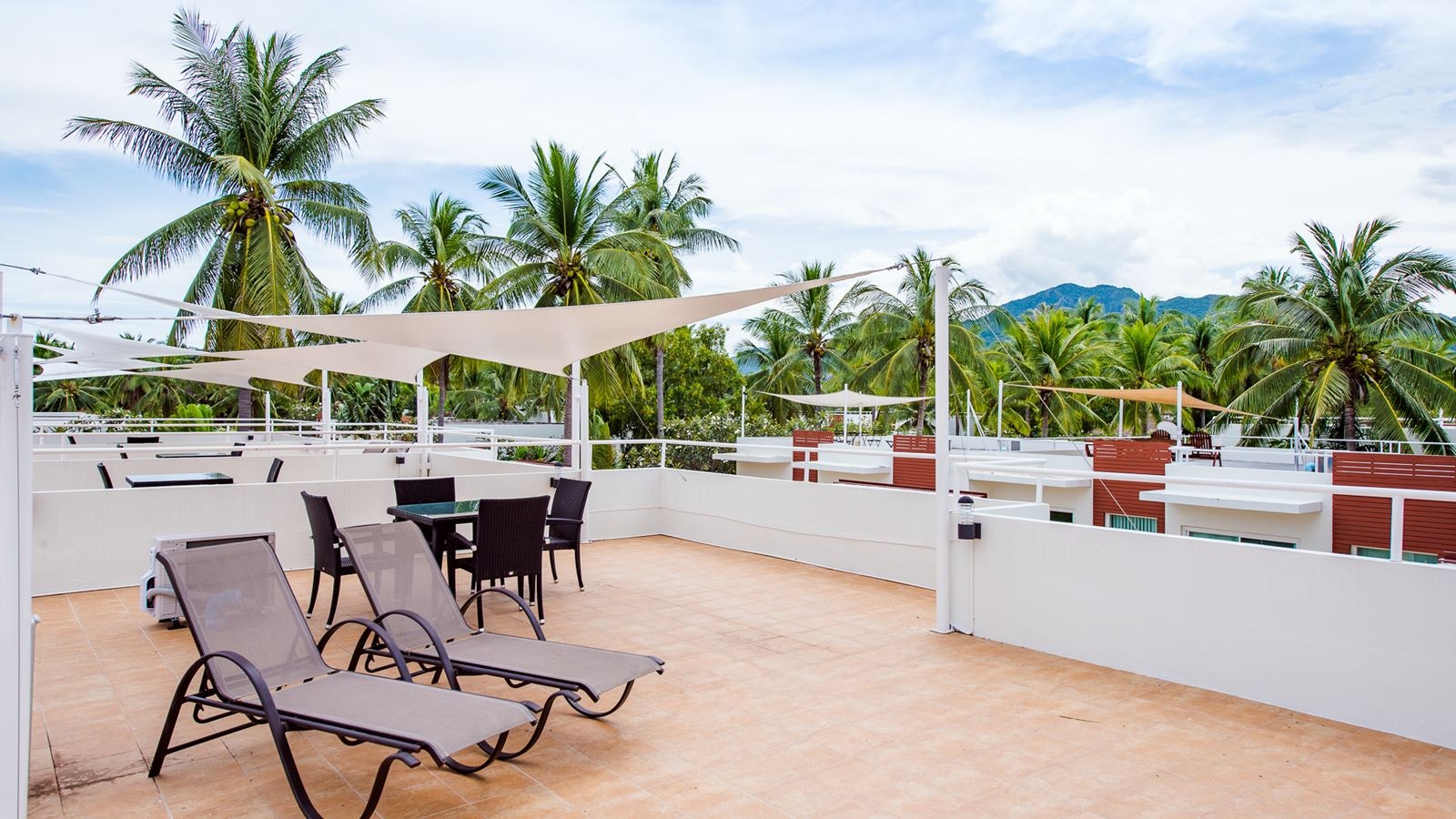 rooms-premium-2-bedroom-pool-suite-with-terrace