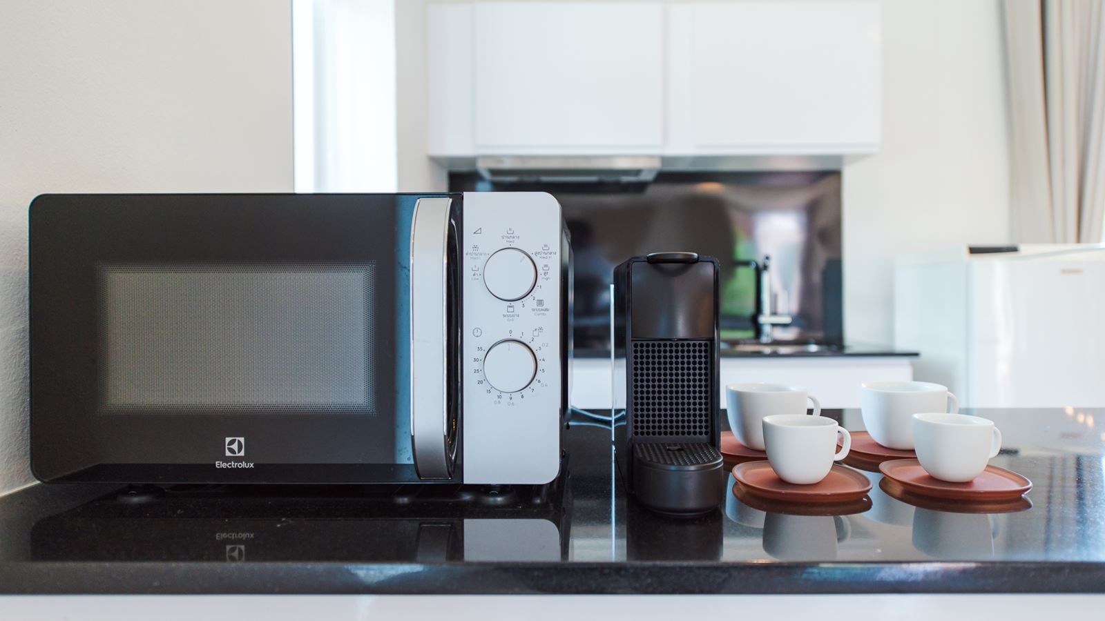 rooms-premium-2-bedroom-pool-suite-with-terrace