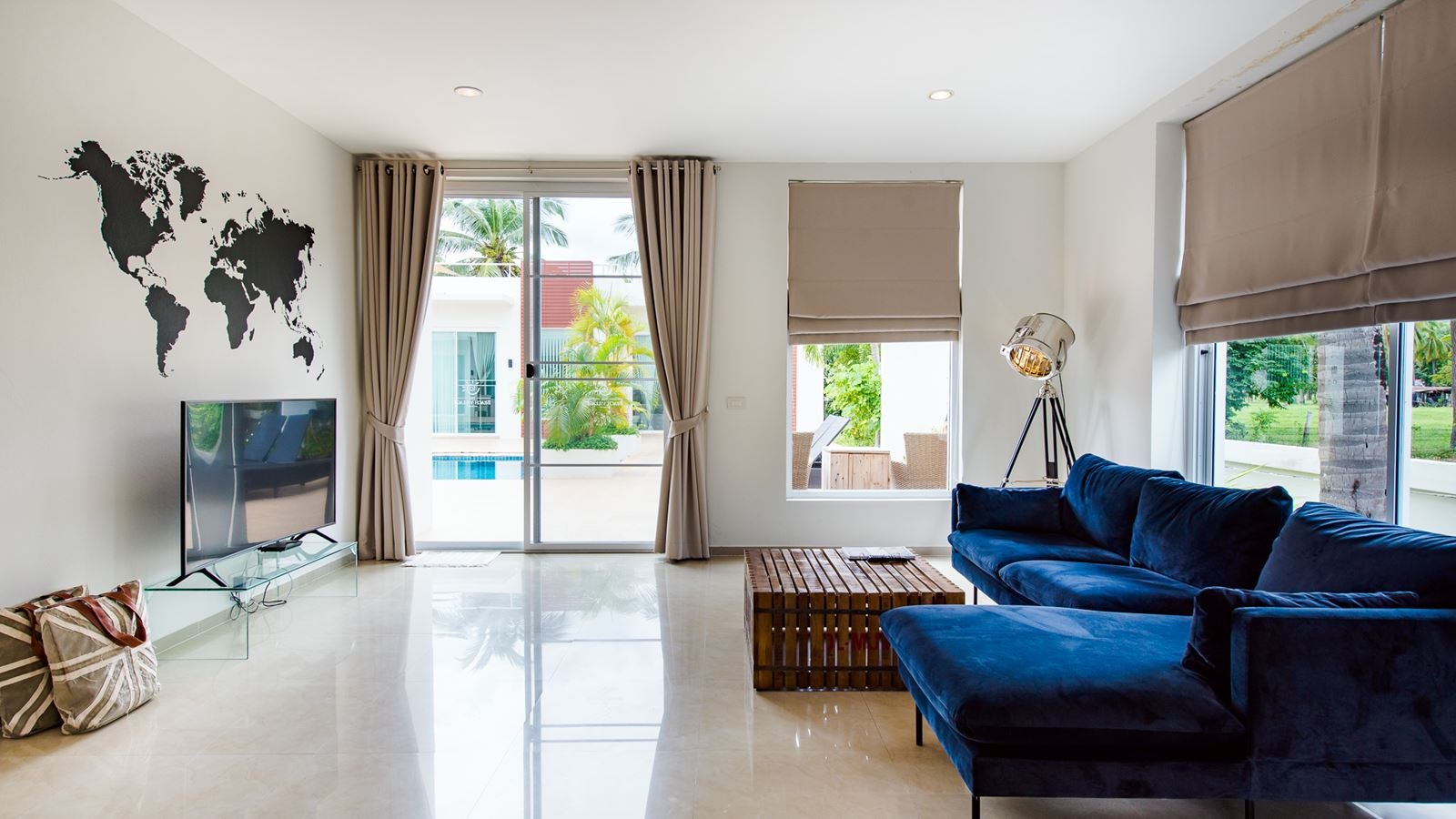 rooms-premium-2-bedroom-pool-suite-with-terrace