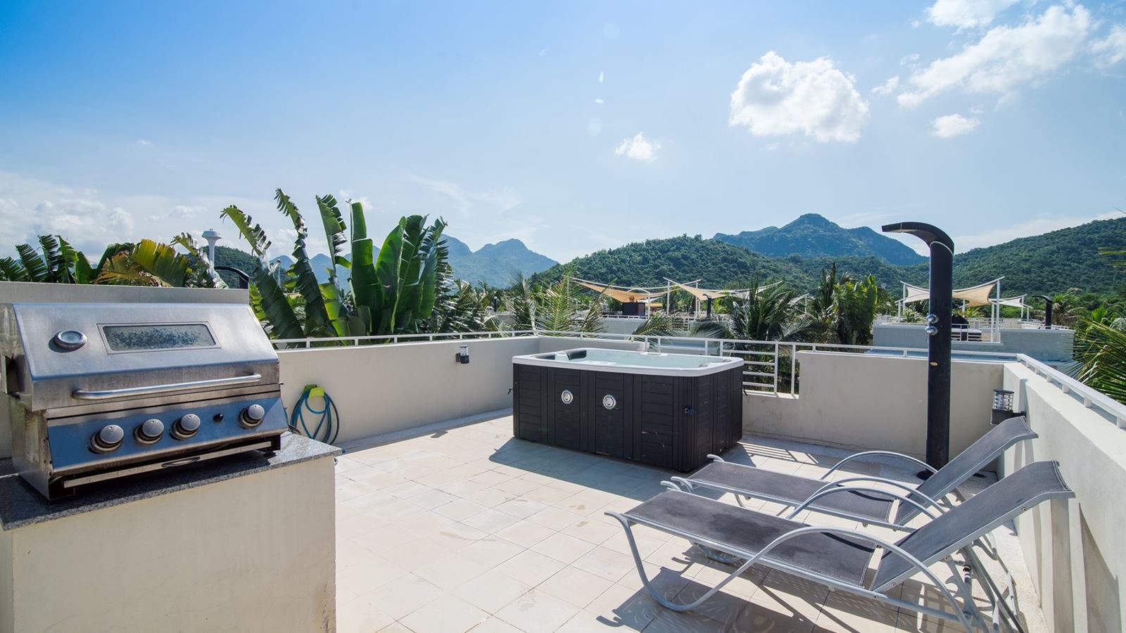 rooms-deluxe-villa-2-bedroom-1-bathroom