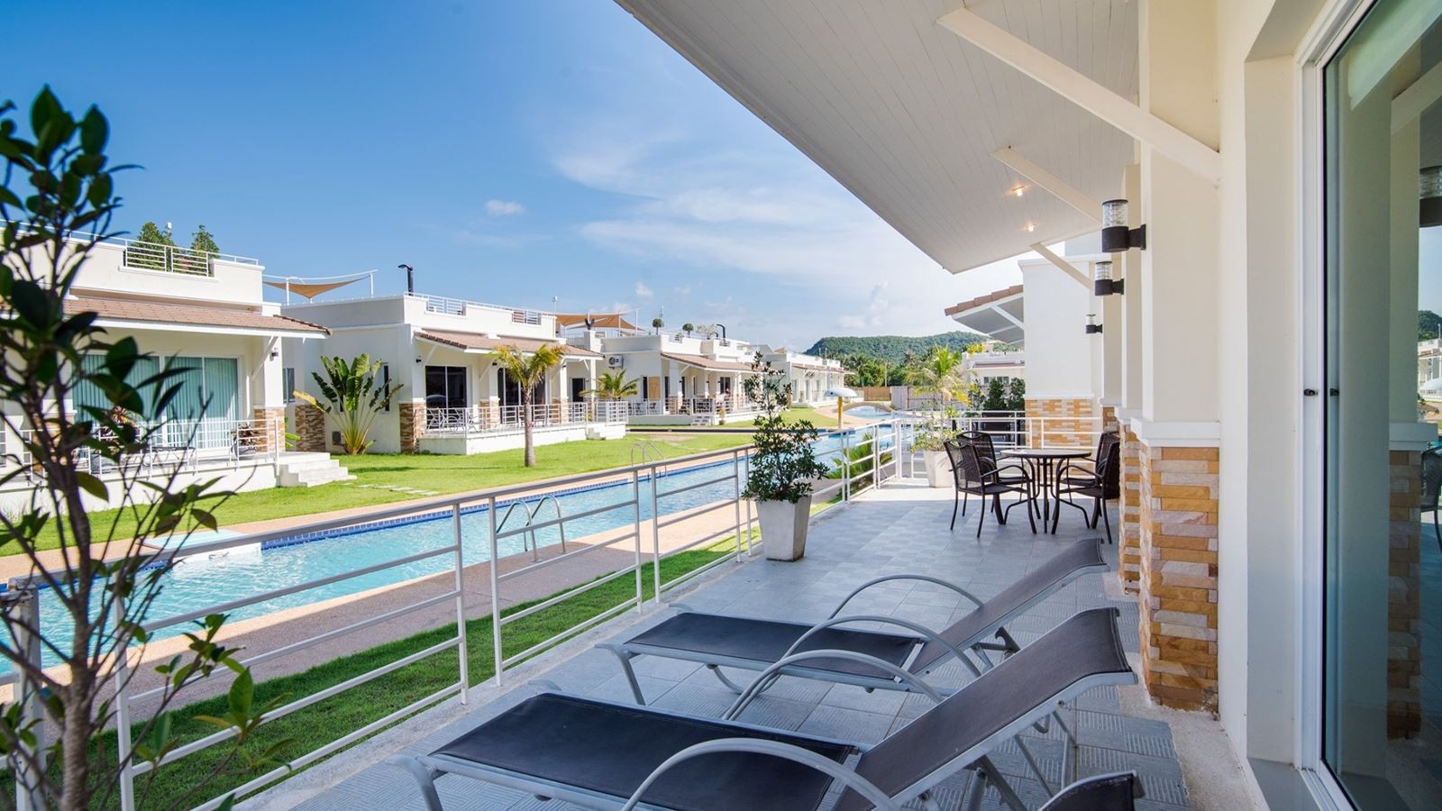 rooms-royal-villa-3-bedroom-2-bathroom