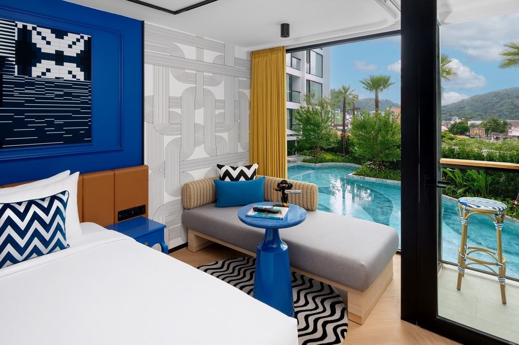 rooms-tribe-essential-pool-view