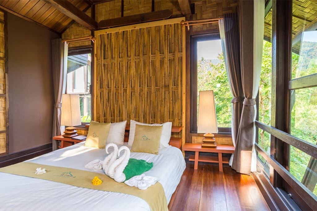 rooms-suite-with-garden-view