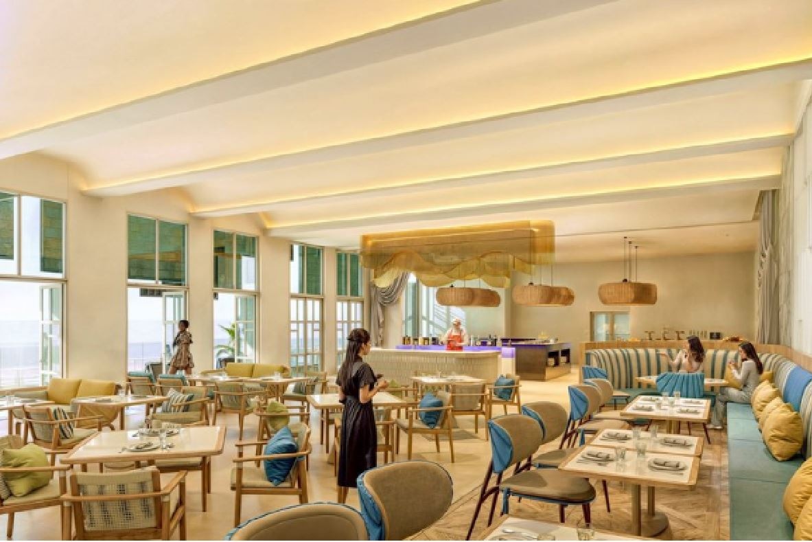 restaurants-maya-breeze